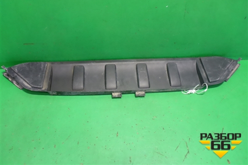 Дефлектор радиатора верхний (4L0121285) для Audi Q7 c 2005-2015г