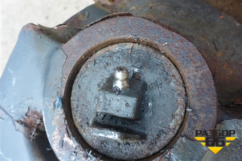 Кулак поворотный передний левый  (со ступицей) для Mercedes Benz TRUCK Axor 2 с 2004г (Аксор)