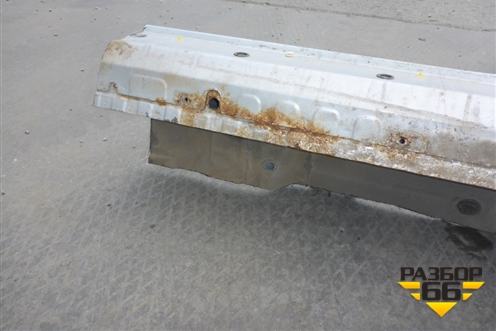 Порог со стойкой левый для Land Rover Discovery 3 с 2004-2009г
