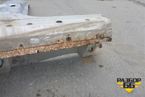 Порог со стойкой левый для Land Rover Discovery 3 с 2004-2009г