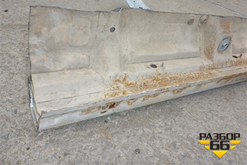 Порог со стойкой правый для Land Rover Discovery 3 с 2004-2009г