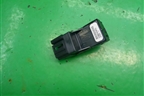 Кнопка стеклоподъёмника (передняя правая) (YUD501070PVJ) для Land Rover Discovery 3 с 2004-2009г