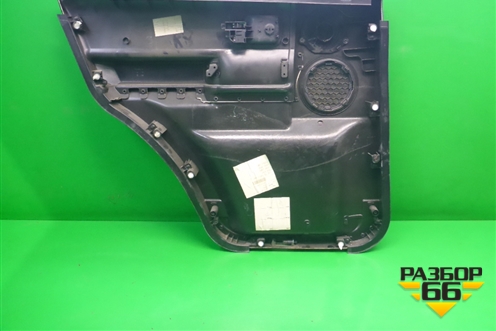 Обшивка двери задней правой под электрику (DDC500061) для Land Rover Discovery 3 с 2004-2009г