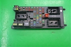 Блок предохранителей салонный (YQE500300) для Land Rover Discovery 3 с 2004-2009г