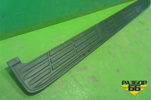 Накладка подножки правой (517716A130) для Toyota Land Cruiser Prado(150) с 2009г