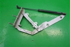Петля капота правая (BKB780020) для Land Rover Discovery 3 с 2004-2009г