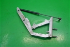 Петля капота правая (BKB780020) для Land Rover Discovery 3 с 2004-2009г