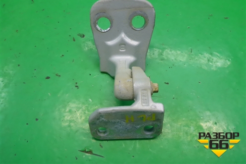 Петля двери передней левой нижняя (BDB780071) для Land Rover Discovery 3 с 2004-2009г