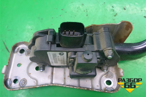 Педаль газа электронная (SLC500021) для Land Rover Discovery 3 с 2004-2009г
