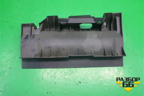 Кронштейн (бардачка) (FCL500260C01) для Land Rover Discovery 3 с 2004-2009г
