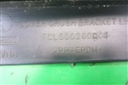Кронштейн (бардачка) (FCL500260C01) для Land Rover Discovery 3 с 2004-2009г