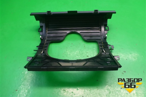 Кожух рулевой колонки (FAI500010) для Land Rover Discovery 3 с 2004-2009г