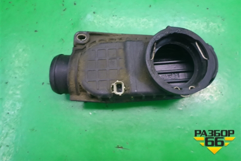 Воздуховод (2.7л 276DT) (4H2Q6K770BB) для Land Rover Discovery 3 с 2004-2009г