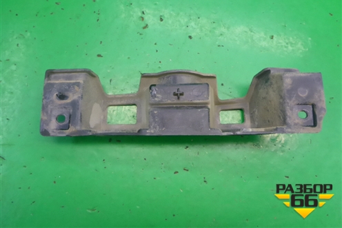 Кронштейн переднего бампера левый (DQO500031) для Land Rover Discovery 3 с 2004-2009г