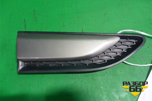 Накладка переднего крыла правого (FK72280B10) для Land Rover Discovery Sport с 2014г