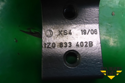 Петля двери задней правой верхняя (1Z0833402B) для Skoda Octavia (А5) с 2004-2013г