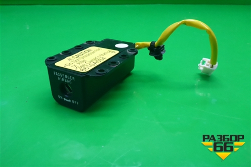 Выключатель пассажирской AIR BAG (8610A054) для Mitsubishi ASX с 2010г