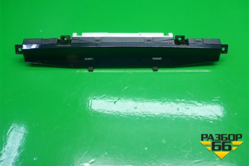 Часы (8391033180) для Toyota Camry V40 с 2006-2011г