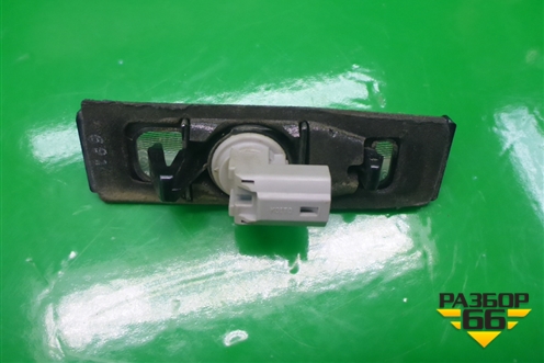 Фонарь подсветки номера для Toyota Camry V40 с 2006-2011г