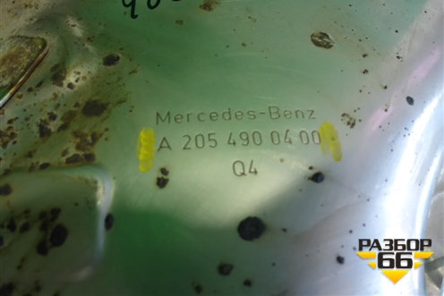 Насадка на глушитель (правая) (A2054900400) для Mercedes Benz C-Klass W205 с 2014г