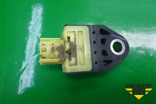Датчик AIR BAG (боковой) (8983133030) для Toyota Camry V40 с 2006-2011г