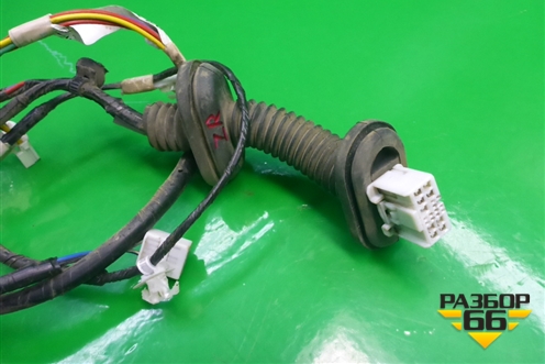 Проводка двери задней правой для Toyota Camry V40 с 2006-2011г