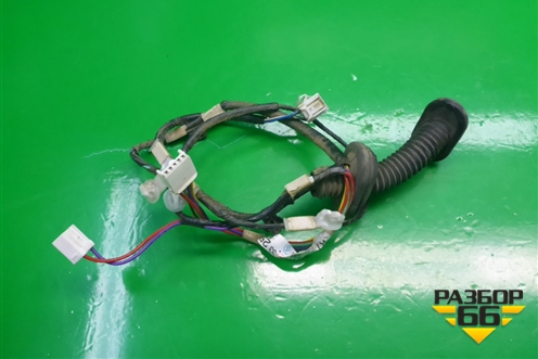 Проводка двери задней правой для Toyota Camry V40 с 2006-2011г