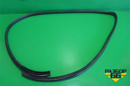Уплотнитель двери передней правой для Mazda Mazda 3 (BK) с 2003-2009г 