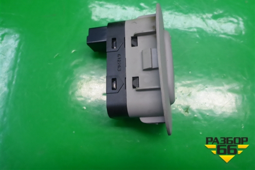Кнопка (открывания кузовного стекла) (935904D600QW) для Kia Carnival с 2005-2014г