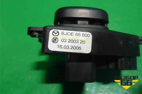 Переключатель регулировки зеркал (BJOE66600) для Mazda Mazda 3 (BK) с 2003-2009г 