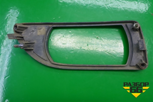 Накладка ПТФ левая для Kia Carnival с 2005-2014г