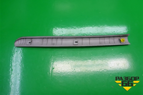Накладка двери сдвижной (правой) (833514D000) для Kia Carnival с 2005-2014г