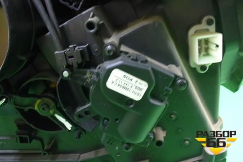 Корпус отопителя (2S6H18A584) для Ford Fusion с 2002г