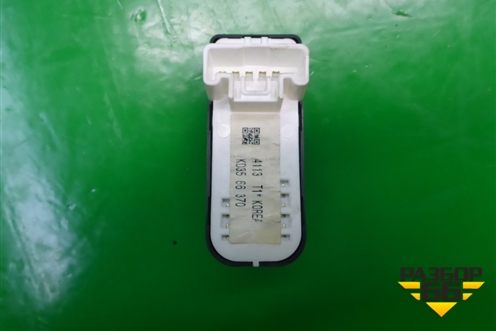 Кнопка стеклоподъёмника (KD3566370) для Mazda Mazda 3 (BM) с 2013-2019г