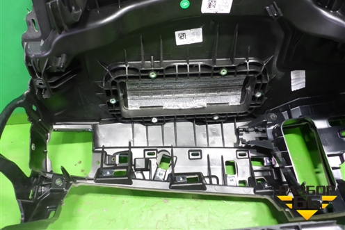 Торпедо под AIR BAG без AIR BAG (32201888) для Volvo V90 Cross Country с 2017г