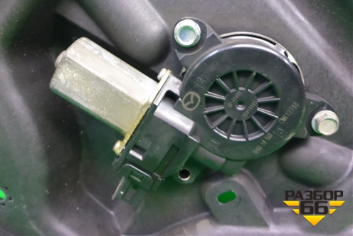 Стеклоподъёмник электрический задний правый (BHN97297X) для Mazda Mazda 3 (BM) с 2013-2019г