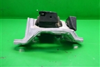 Опора КПП левая (АКПП 1.5л P5 пробег 1100 км) для Mazda Mazda 3 (BM) с 2013-2019г