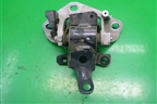 Опора КПП левая (АКПП 1.5л P5 пробег 1100 км) для Mazda Mazda 3 (BM) с 2013-2019г