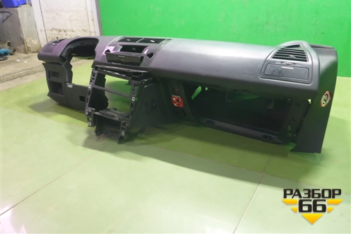 Торпедо с AIR BAG для Citroen C4 с 2005-2011г