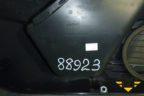 Обшивка двери задней правой под электрику (6RU867212) для Volkswagen Polo (седан) с 2010г