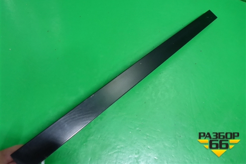 Накладка двери задней правой (на рамку) (DDE000140PMD) для Land Rover Range Rover 3 с 2002-2012г