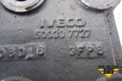 Кронштейн двигателя правый  (задний) (500307727) для Iveco  Stralis с 2007г
