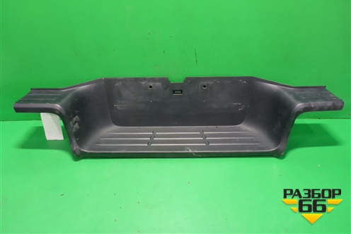 Накладка заднего бампера (подножка) (521590K290) для Toyota Hilux с 2015г
