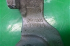 Петля двери передней левой нижняя (XS4AA22801) для Ford Focus 1 с 1998-2004г