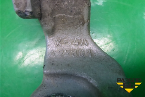 Петля двери передней левой нижняя (XS4AA22801) для Ford Focus 1 с 1998-2004г