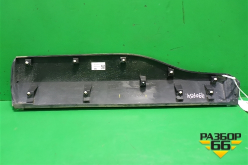 Накладка двери задней правой (7507742040) для Toyota Rav-4 с 2018г