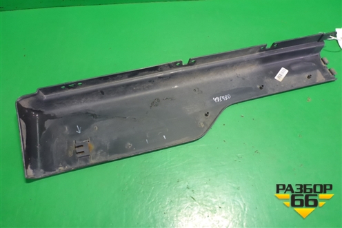 Накладка кабины левая  (продолжение кабины) (20530082) для Volvo TRUCK FH с 2002-2008г (ФШ)