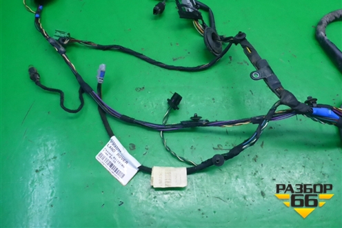 Проводка двери задней правой (YMM502531A) для Land Rover Discovery 3 с 2004-2009г