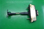 Ограничитель двери передней левой (BDH780051) для Land Rover Discovery 3 с 2004-2009г
