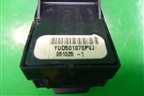 Кнопка стеклоподъёмника (задняя правая) (YUD501070PVJ) для Land Rover Discovery 3 с 2004-2009г